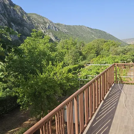 Arapovic, Malosevici 56 Apartman *