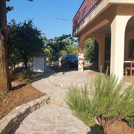 Arapovic, Malosevici 56 Apartamento *