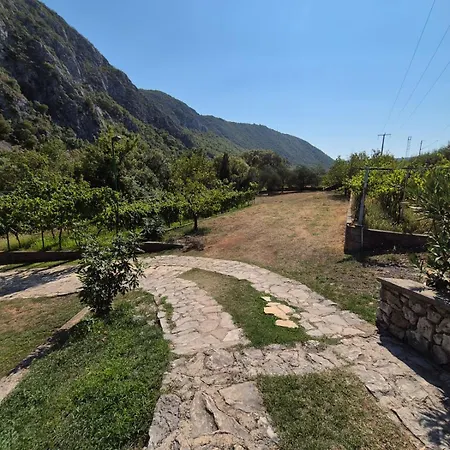 Arapovic, Malosevici 56 *