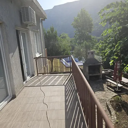 Arapovic, Malosevici 56 Appartement *