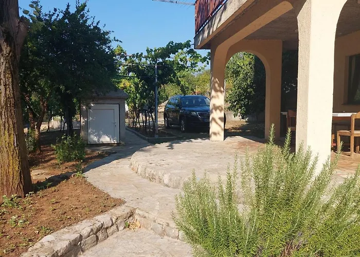 Arapovic, Malosevici 56 Appartement *