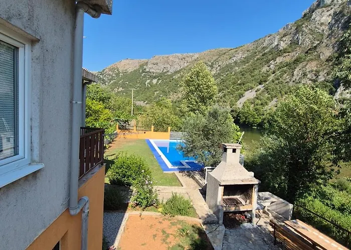 Arapovic, Malosevici 56 Appartement *